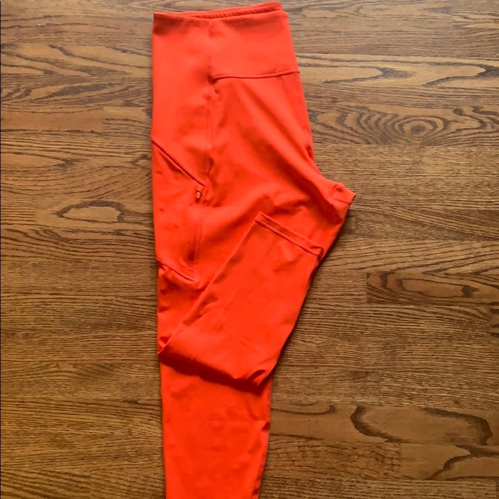 Plus Size Athleta leggings! NWT